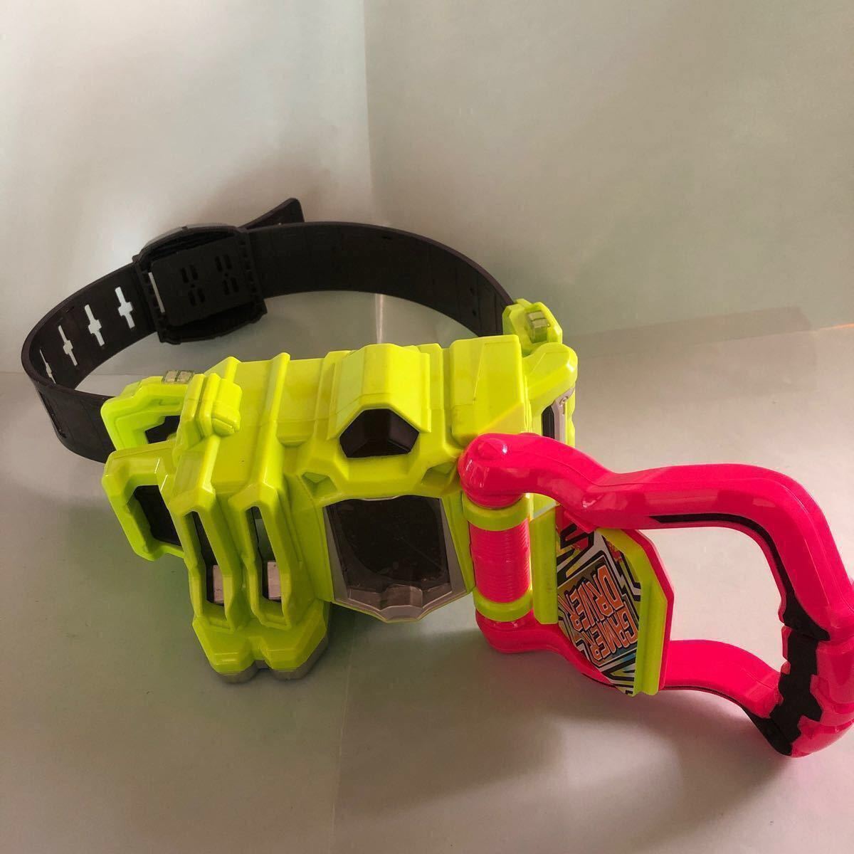 美品 仮面ライダーエグゼイド 変身ベルト DXゲーマドライバー 美品 仮面ライダーエグゼイド 変身ベルト DXゲーマドライバー