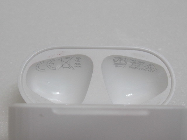 2.■Apple AirPods with Charging Case MV7N2J/A アップル エアポッズ 第二世代 送料無料！_画像8