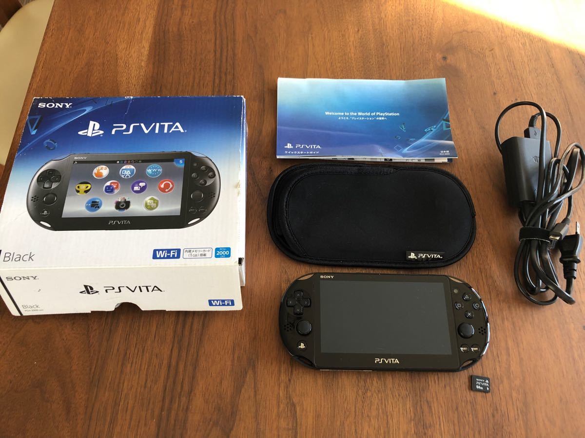 PS Vita  Wi-Fiモデル　64GBメモリーカード付き　 ブラック　PCH-2000