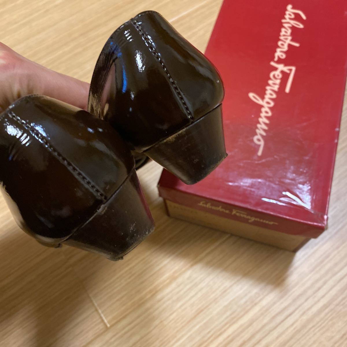 サイズ 5 C 22.5cm SALVATORE FERRAGAMO フェラガモ パンプス レディース ヒール エナメル ダークブラウン こげ茶 シューズ 靴