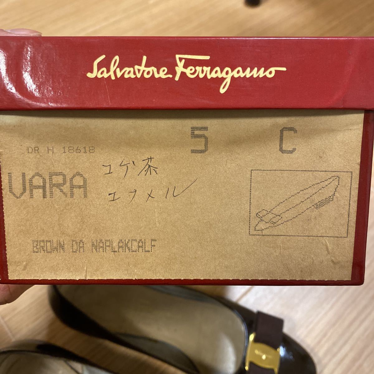 サイズ 5 C 22.5cm SALVATORE FERRAGAMO フェラガモ パンプス レディース ヒール エナメル ダークブラウン こげ茶 シューズ 靴