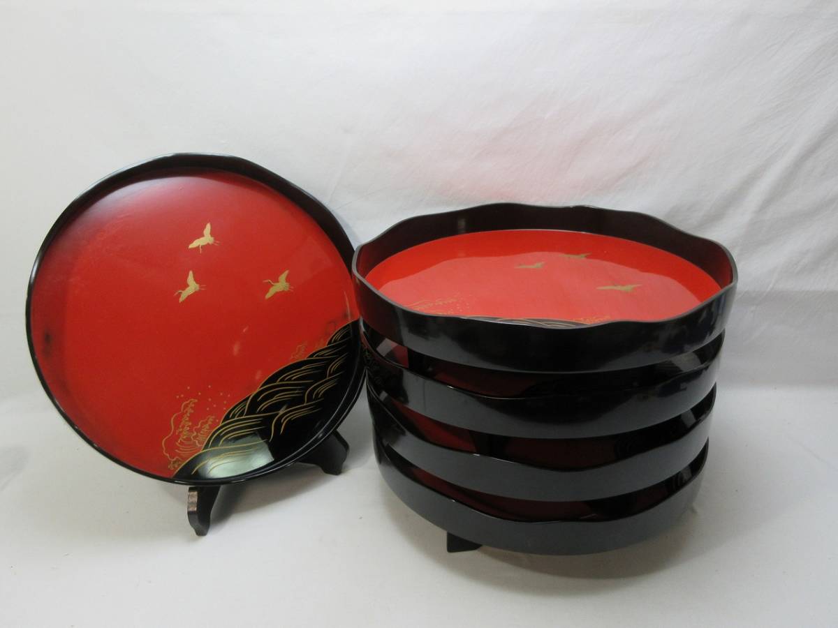 新作モデル 天然木製 懐石道具 検) 】 箱無 木製漆器 5人揃 高足付膳 金彩波鶴蒔絵 山道形懐石膳 茶道具 【 311918 脚付膳 古民具ⅴ 和食器 お膳 会席 膳 新作モデル 天然木製 懐石道具 検) 】 箱無 木製漆器 5人揃 高足付膳 金彩波鶴蒔絵 山道形懐石膳 茶道具 【 311918 脚付膳 古民具ⅴ 和食器 お膳 会席 膳