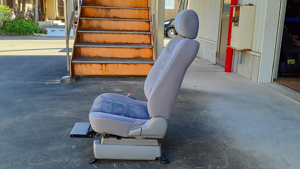  new J control 67958 H14 Premacy CP8W] arrival * rotation of passenger's seat manually operated ( nursing etc. )* rotation moveable region is 90 times..