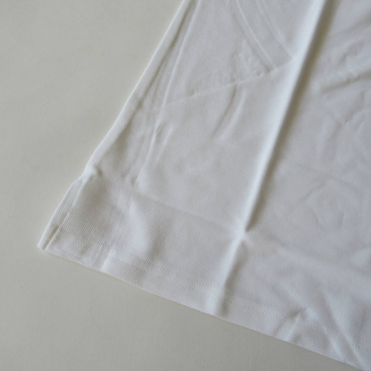 ■202110即決■ 東京2020 オリンピック 新品ホワイト 半袖袖刺繍ポロシャツ / ユニセックス LL_画像3