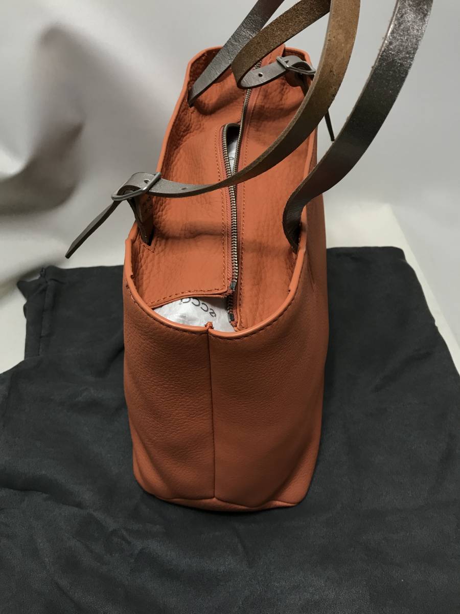 大注目 ecco エコー オレンジバッグ 未使用品 新品 品番910542090732
