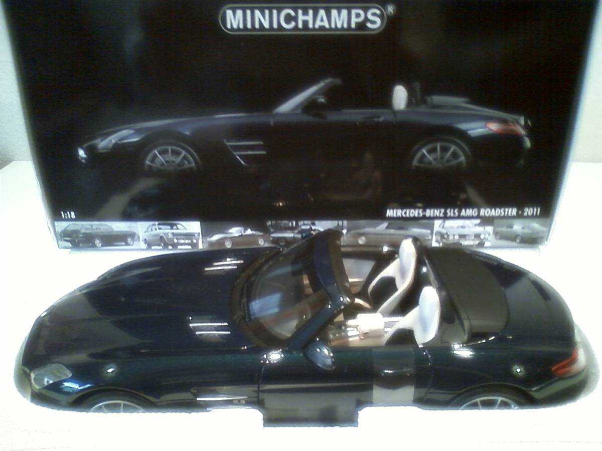 ミニチャンプス 1/18　メルセデス・ベンツ　SLS AMG　ロードスター　ブルーメタリック_画像1