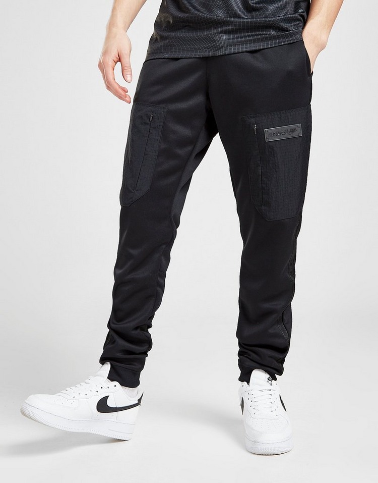 新品タグ付き Lサイズ 海外限定 ナイキ エアマックス ポーリー トラックパンツ Nike Air Max Poly Track Pants_画像2