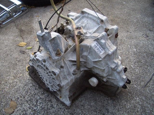 * Ford Focus 00 year WF0FYD Transmission 4 speed AT ( stock No:A03123) (3152)