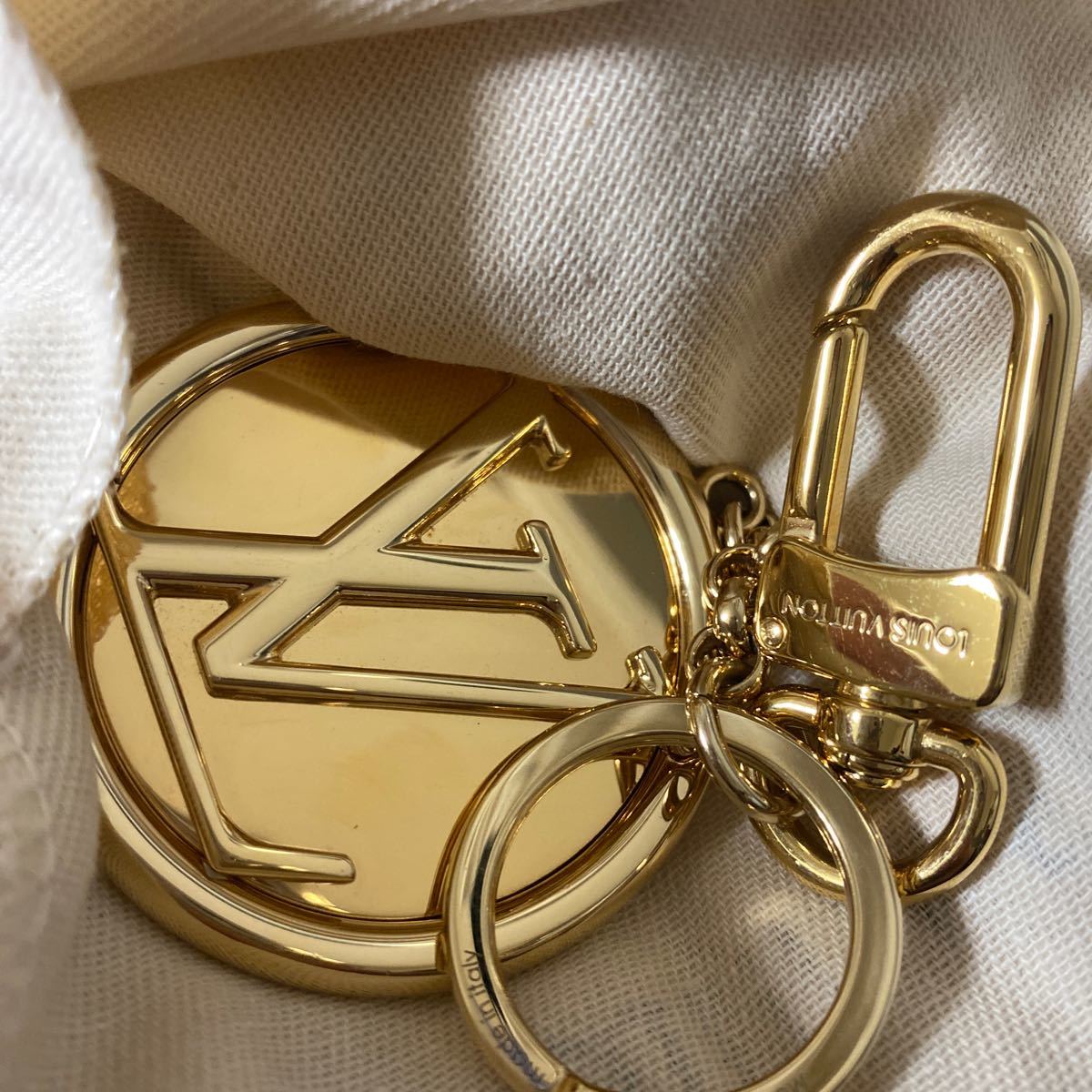 LOUISVUITTON キーホルダー アクセサリー 箱付き-