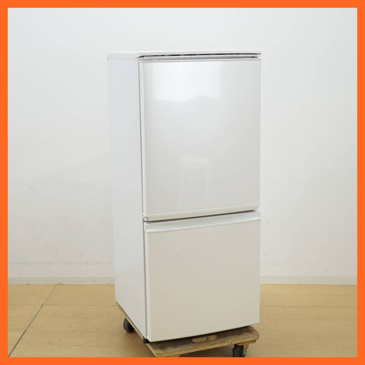 ヤフオク! - 【シャープ】2ドア 冷凍冷蔵庫 137L SJ-D14B-...
