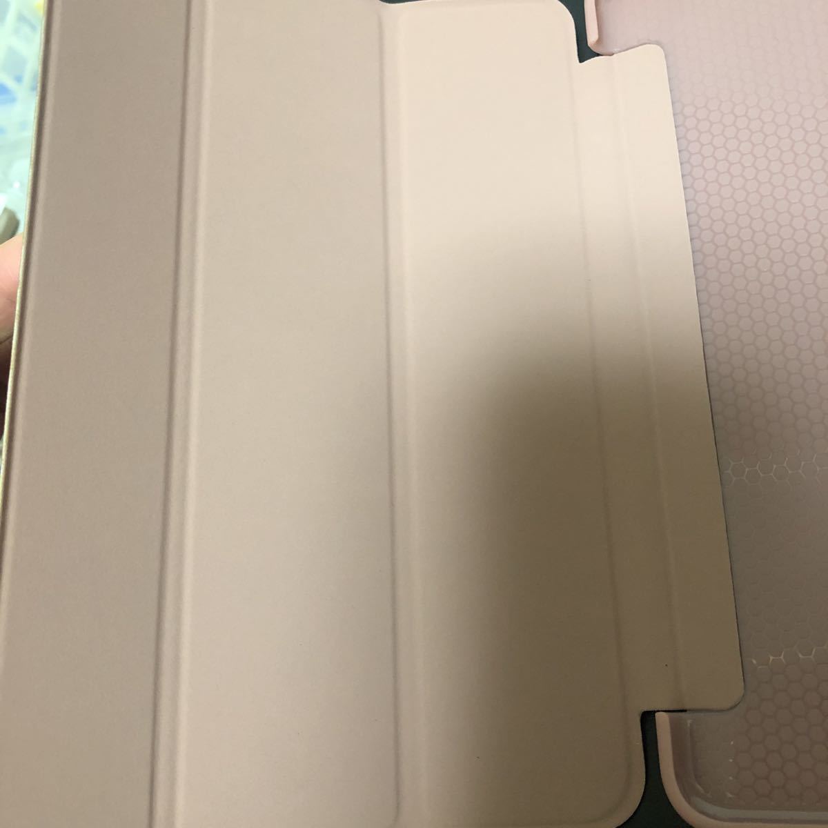 極薄 レザー 三つ折スタンド オートスリープ機能 手帳型 落下防止&衝撃吸収 擦り傷防止 卓上用 全面保護 (iPad mini5, ロースゴールド)_画像8
