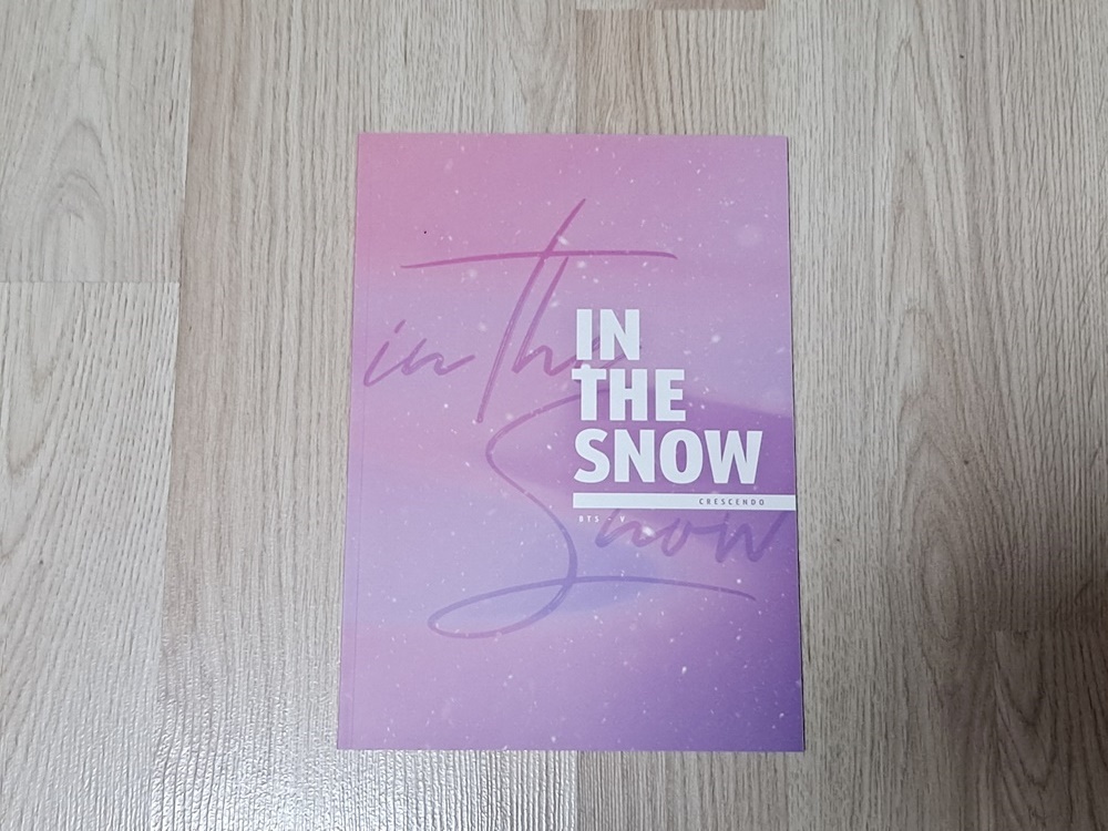 防弾少年団 BTS★テテ テヒョン マスター CRESCENDO 「IN THE SNOW」 写真集★V TAEHYUNG フォト ブック PHOTO BOOK バンタン マスタ二ム_画像1