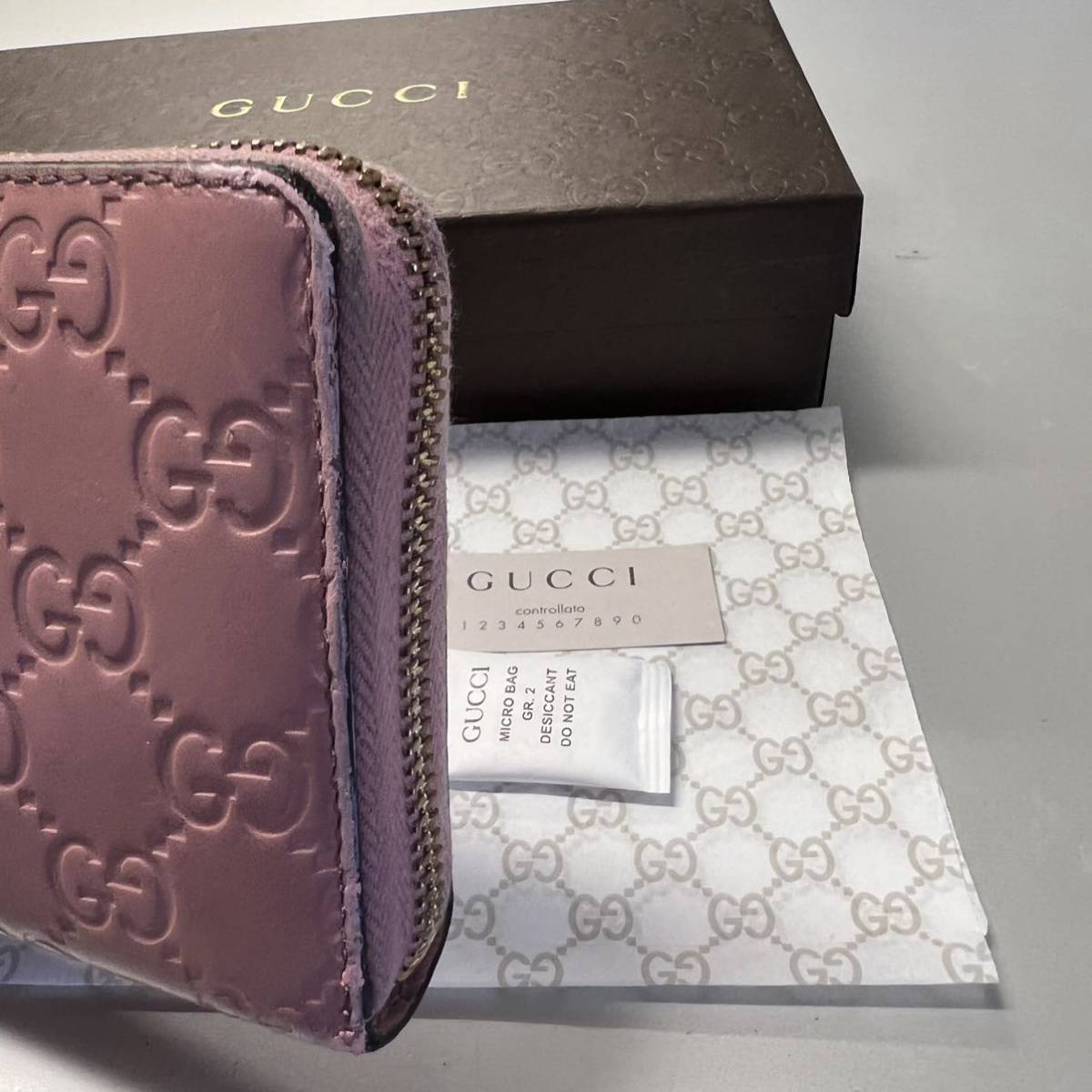 極美品！ グッチ GUCCI 財布 長財布 シマレザー ラウンドファスナー GG