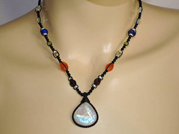 * rainbow. month light * Rainbow moonstone * natural stone 7 tea kla beads necklace pendant * seven tea kla* hand made * kamesan