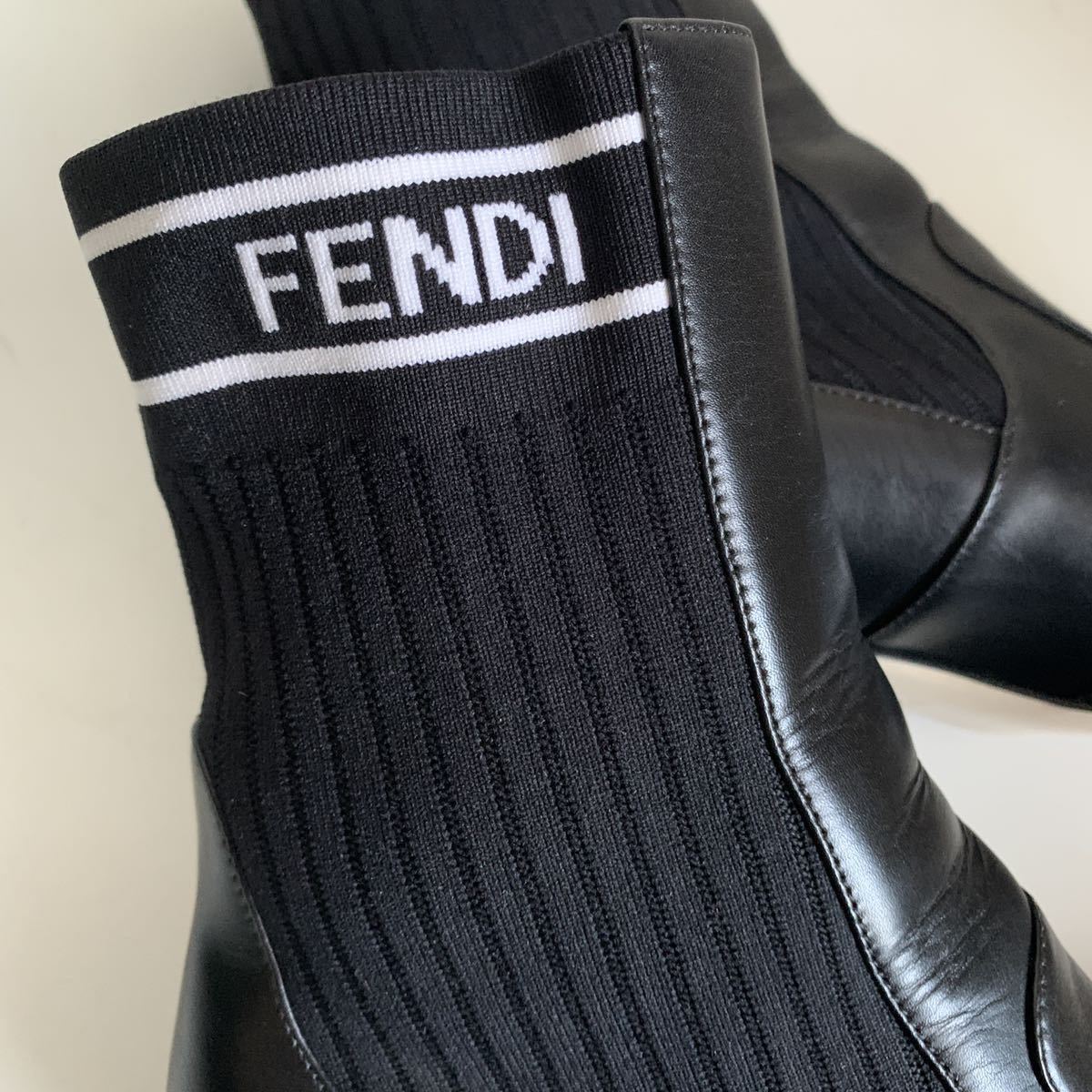 最安値 FENDI フェンディ ショートブーツ 37黒 asakusa.sub.jp
