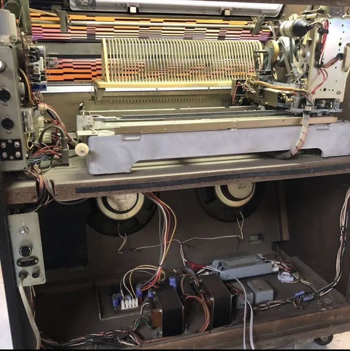希少 Victor ジュークボックスJB-7200 juke box 昭和レトロ 希少 Victor ジュークボックスJB-7200 juke box 昭和レトロ