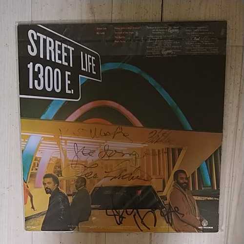 クルセイダーズ/CRUSADERS　ストリート・ライフ/STREET LIFE　USA盤 メンバー直筆サイン入り　LPレコード_画像2