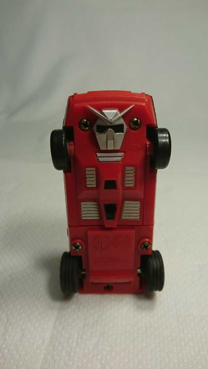 フェラーリ 変形ロボット 1984 台湾製 ジャンク品 _画像6