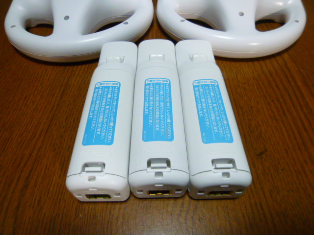 HR056【送料無料】Wii マリオカート　ハンドル　リモコン　3個セット　ホワイト　（動作良好 クリーニング済）白 任天堂 純正 まとめ