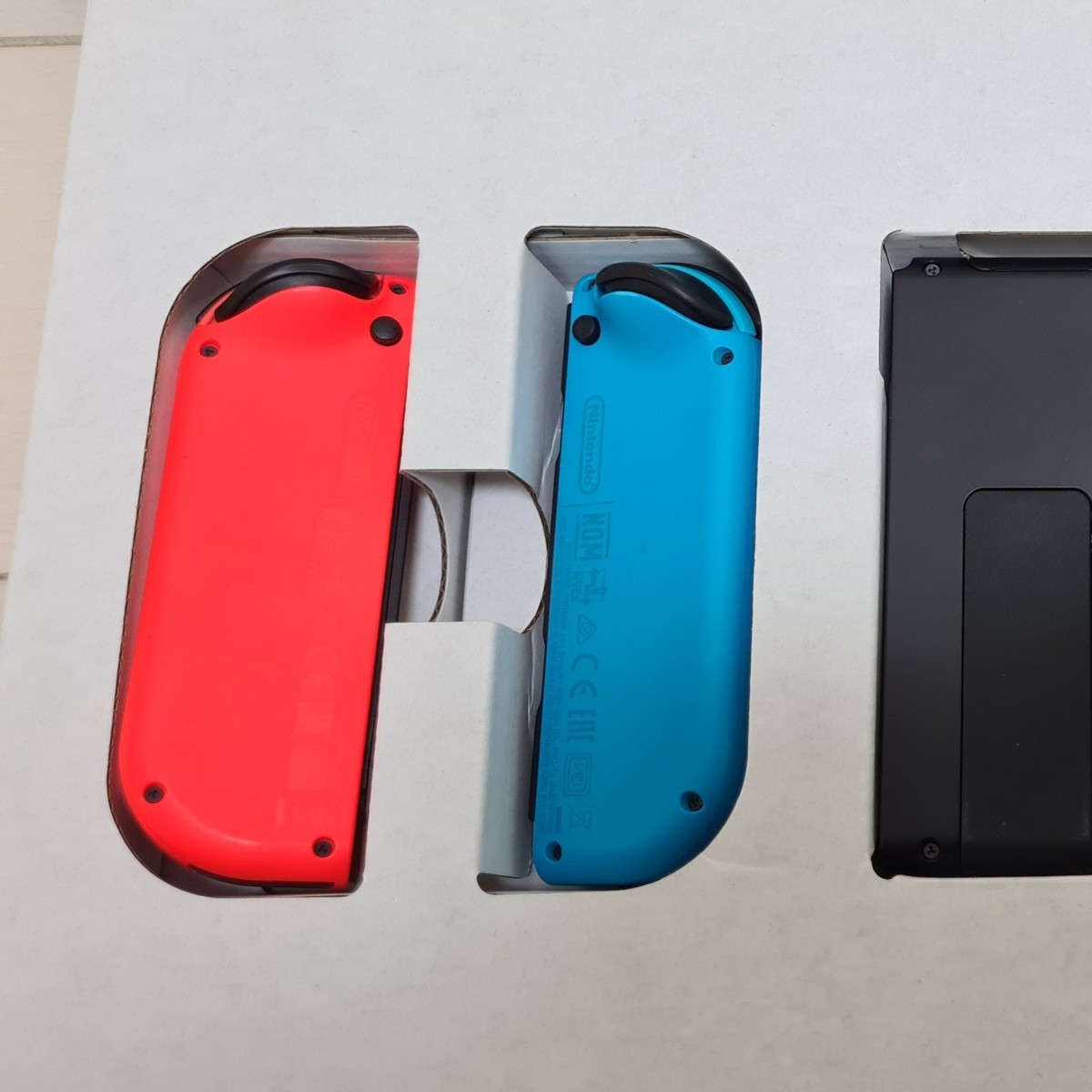 2 ゲオ購入中古良品 Nintendo Switch(バッテリー拡張) 欠品なし 2 ゲオ購入中古良品 Nintendo Switch(バッテリー拡張) 欠品なし