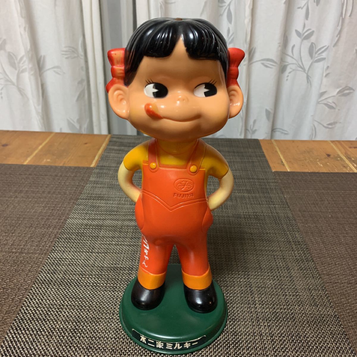 ペコちゃん 首振り人形 昭和レトロ 非売品 | www.engimov.pt