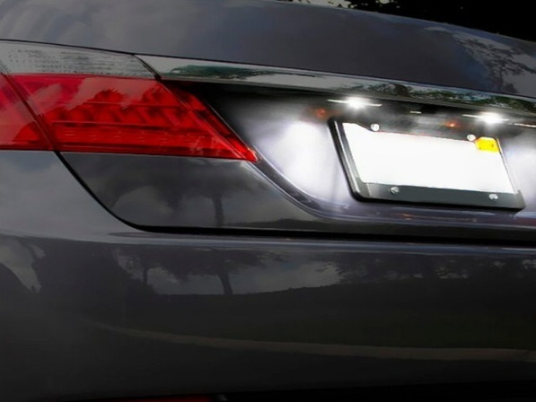 BMW E46 クーペ 18連LED (SMD) ナンバー灯/ライセンスプレートライト/バックランプ 2個入り×5個セット 51137031085 318Ci 320Ci 他 新品_画像6