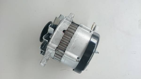 ★☆ヤンマー　LR225-85・129535-77200　リビルトオルタネーター☆★_画像3