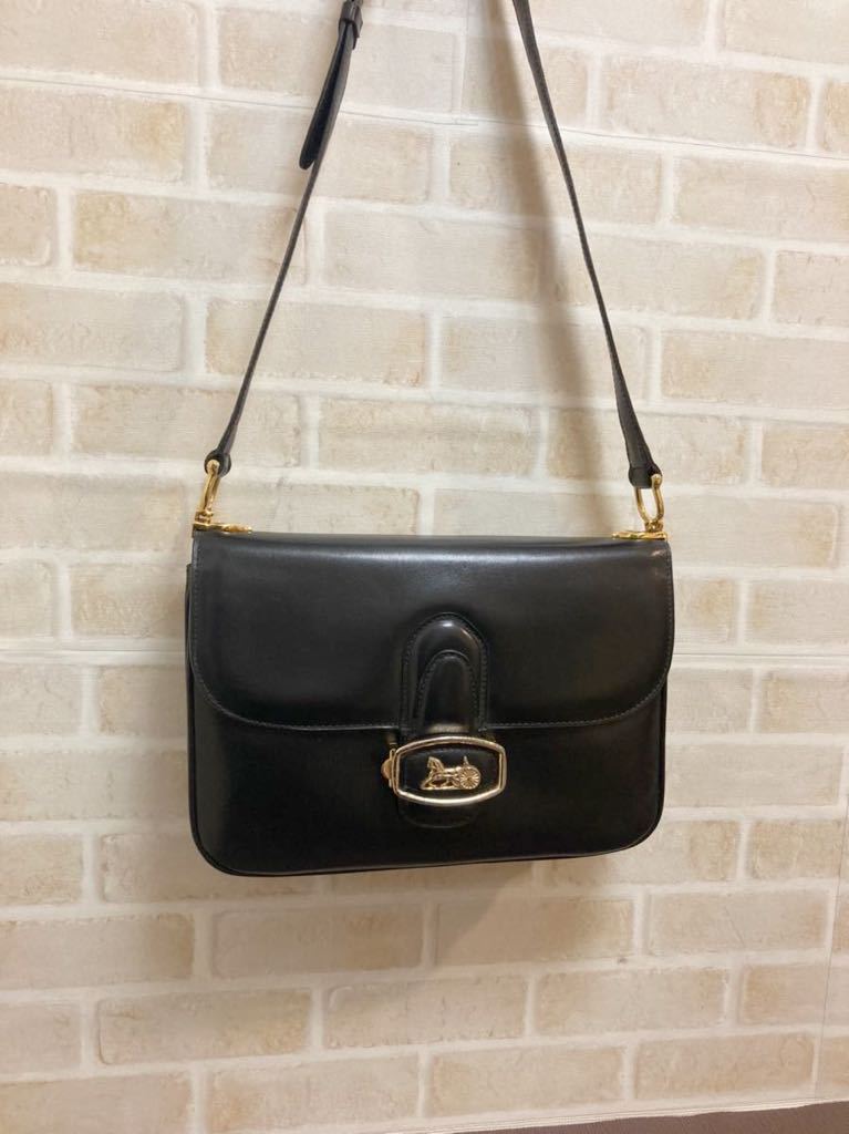 希少 美品 セリーヌ ヴィンテージ 馬車金具 ブラック ショルダーバッグ
