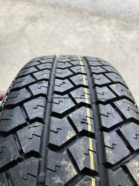 ベンツW126 R107 純正15インチアルミホイールとタイヤ 6