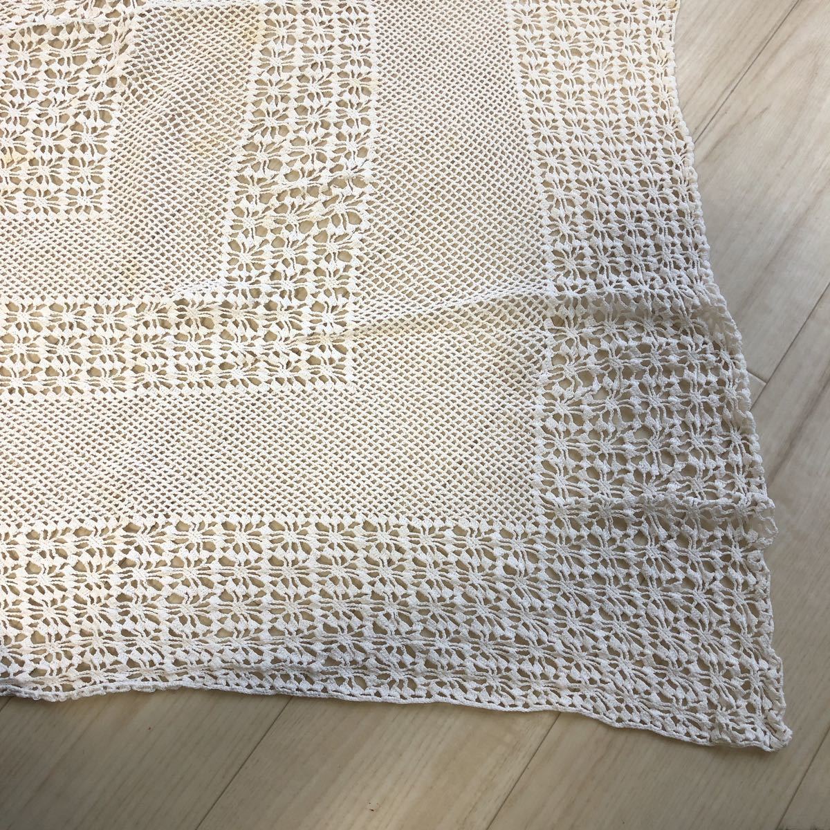 レース編み（約97cm×約141cm） 106
