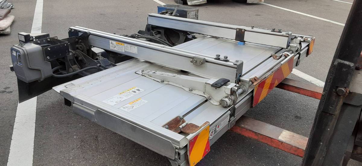 極東開発 格納式 テールゲート パワーゲート CG1002K-B3MRA2 リモコン付 H26年式 日野 レンジャー TKG-FD7JLAG 直接引き取り_画像3