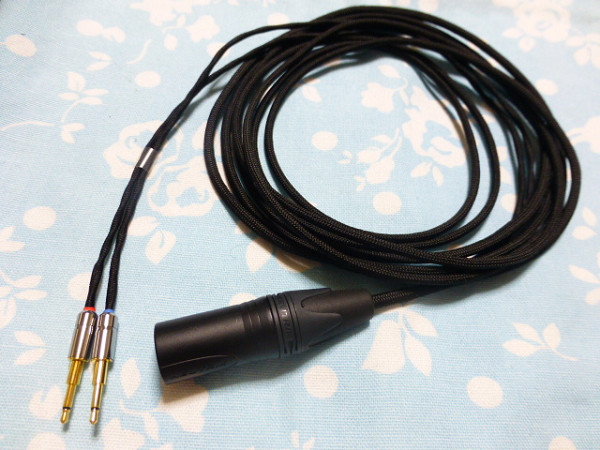 パーティを彩るご馳走や XLR 2944 MOGAMI ケーブル HD700 SENNHEISER