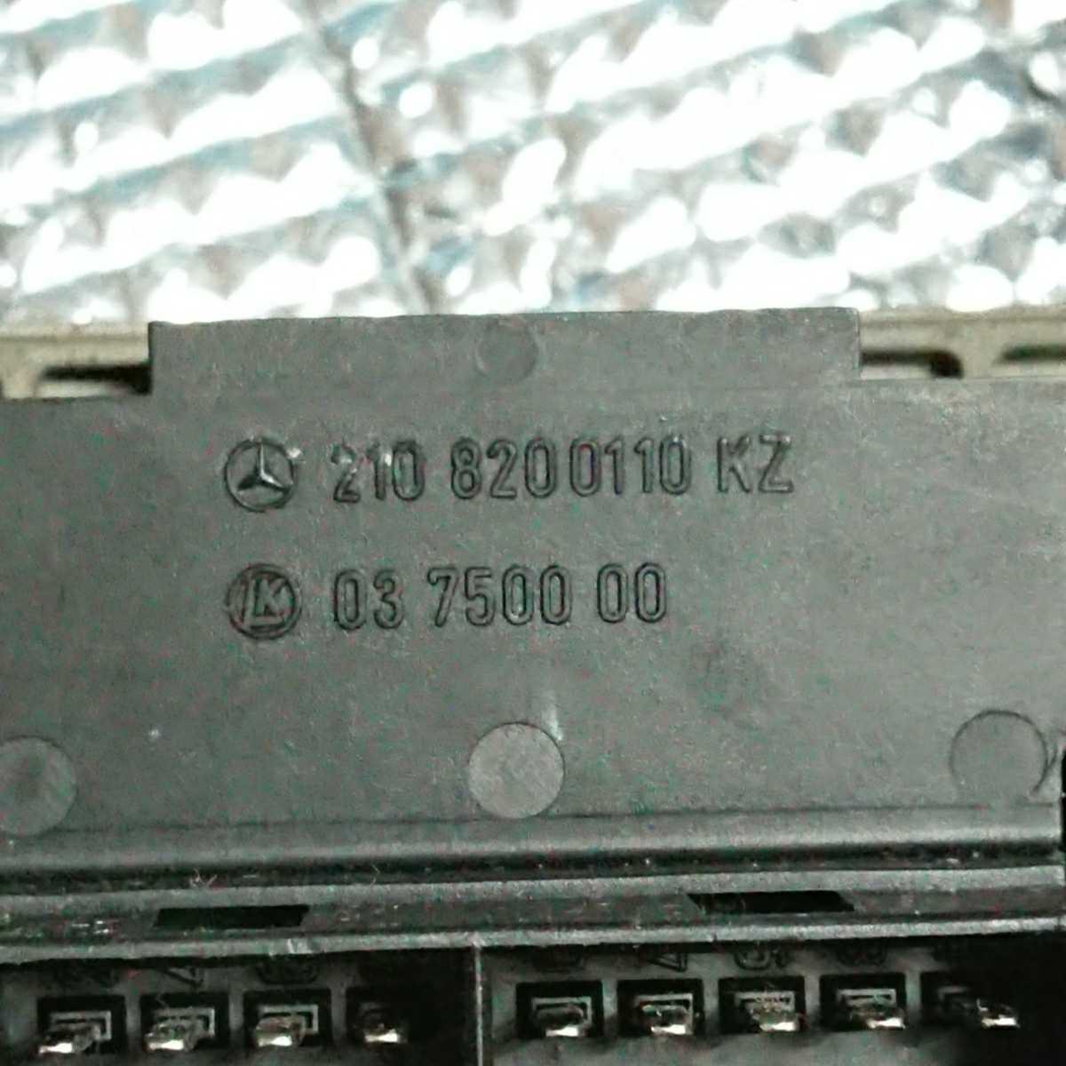 C-99 スイッチ類動作未確認 ベンツ Eクラス W210 E320 内装センターウッドパネル/ウッドシフトパネルカバー A 210 820 01 10 KZ_画像10