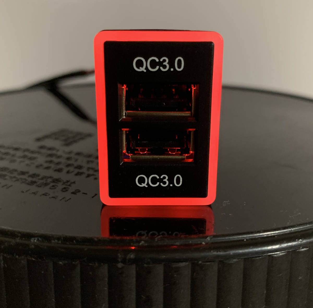 USBポート スイッチホール チャージャー 急速充電対応 LED発光 赤 ミラ コペン キャディー ハイゼット メビウス アルティス ミラカスタム 新製品情報も満載 評価