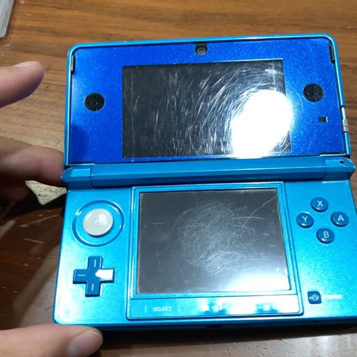 任天堂3DS  ライトブルー　動作確認済み　ペン無しSDなし充電器あり