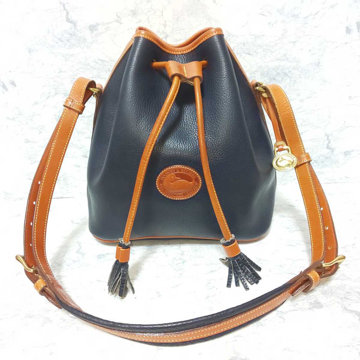 【極美品】DOONEY&BOURKE ドゥーニーアンドバーク ヴィンテージ 巾着型 ショルダーバッグ シュリンクレザー シボ加工 ダックロゴ フリンジ 【極美品】DOONEY&BOURKE ドゥーニーアンドバーク ヴィンテージ 巾着型 ショルダーバッグ シュリンクレザー シボ加工 ダックロゴ フリンジ