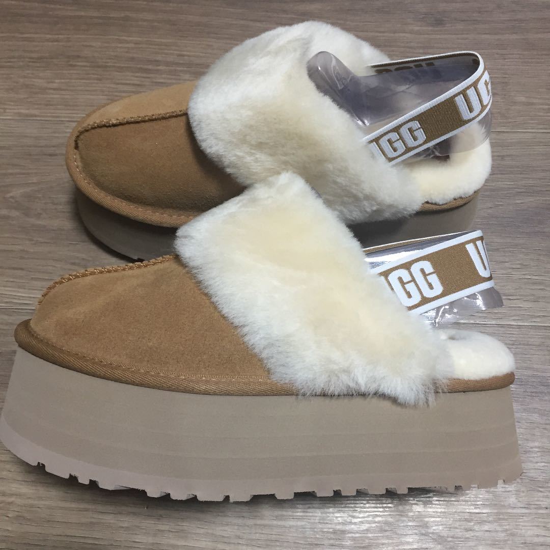 新品未使用!正規品UGGサンダル ファンケット チェスナット23センチ