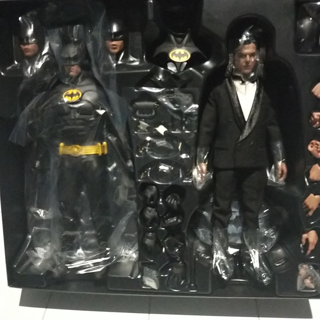 色移り有り ホットトイズ バットマンリターンズ 1/6 バットマン \u0026