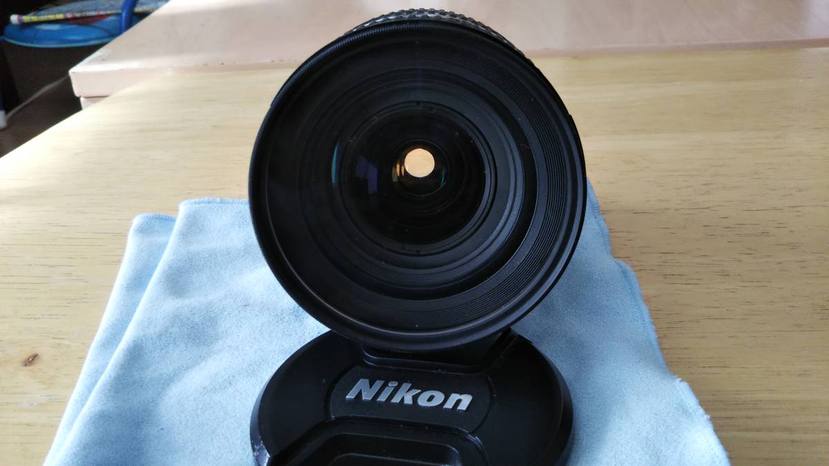 Nikon　AF　NIKKOR　28－200　F3.5～5.6 D 純正フード・前後キャップ・フィルターつき　＃TCa03/02 1201_画像1
