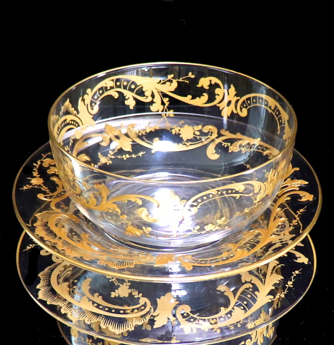 オールド バカラ BACCARAT 最終値下げ 1900年頃 金彩盛り上げ ボウル ソーサー 皿 最新な カップ ゴールド 鉢 アンティーク フィンガーボウル プレート