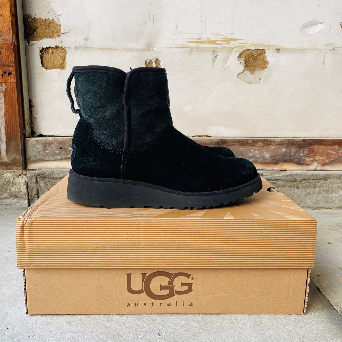 SALE/83%OFF】 UGG KRISTIN クリスティン ムートンブーツ 23cm