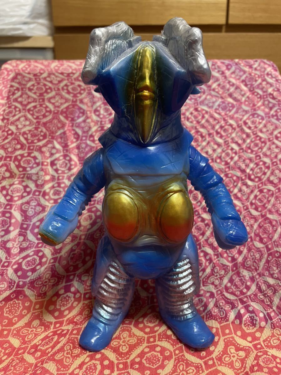 ヤフオク!   やまなや 怪獣郷 ゼットン２代目 帰ってきたウルトラマン