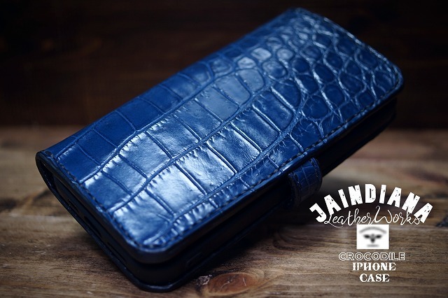 iPhone13ケース 手縫い クロコダイル 手帳型 ブルー (iPhone13pro・mini仕様での製作も可)