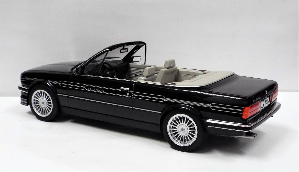 【MCG】1/18 BMW 3シリーズ アルピナ C2 2.7 (E30) カブリオレ 1983年 ブラックのダイキャスト製ミニカー 並行輸入品の画像4