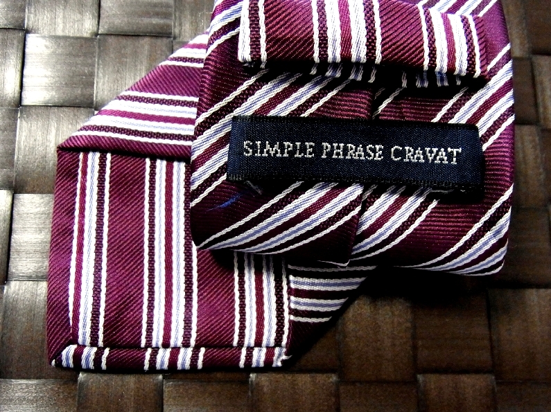 【特選】1819美品【人気の細ナロータイ】シンプルフレーズ（オリヒカ）「SIMPLE PHRASE CRAVAT」ネクタイ_画像3