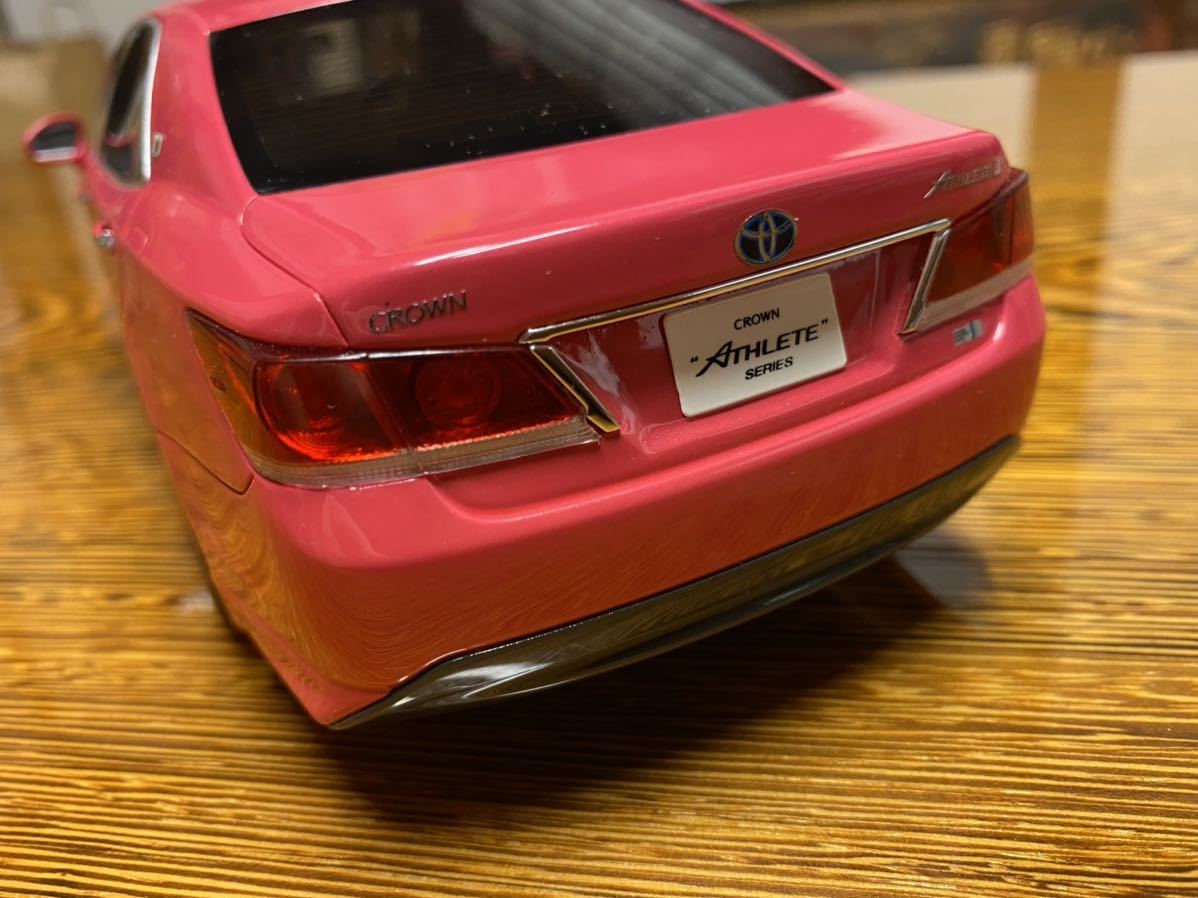 超希少品 ピンク SAMURAI 1/18 京商 外箱あり トヨタ クラウン 超希少品 ピンク SAMURAI 1/18 京商 外箱あり トヨタ クラウン