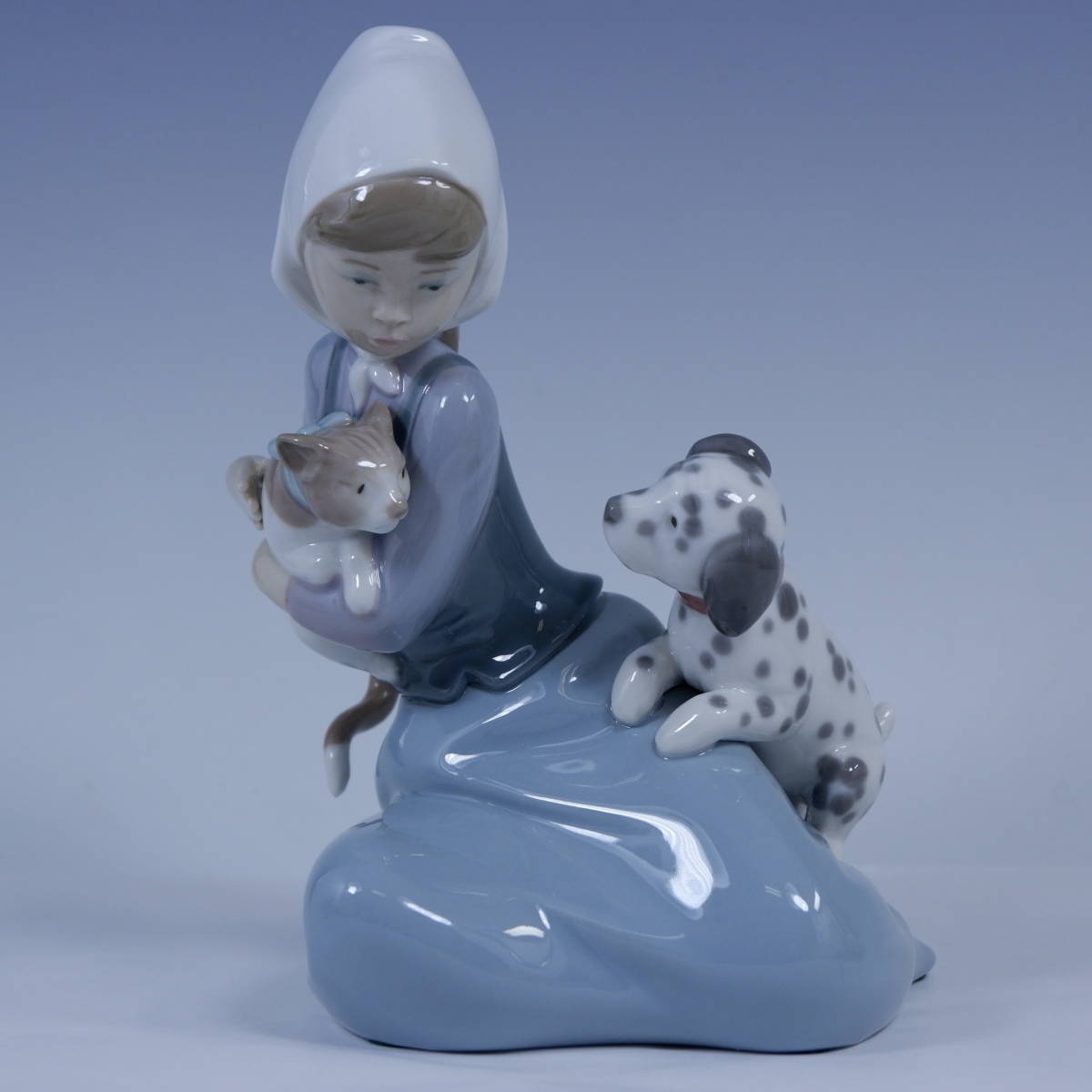 うのにもお得な リヤドロ LLADRO 5032 少女と猫と犬 Little Friskies asakusa.sub.jp