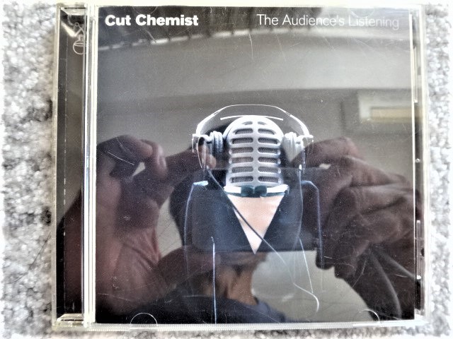 ★ボーナス・トラック付【 Cut Chemist / The Audience's Listening 】帯付き　国内盤　CDは４枚まで送料１９８円_画像1