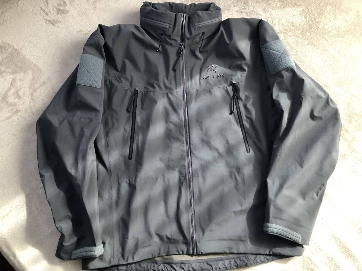 [美品] アークテリクス リーフ アルファ ジャケット Gen 2 ARCTERYX LEAF ALPHA JACKET_実物