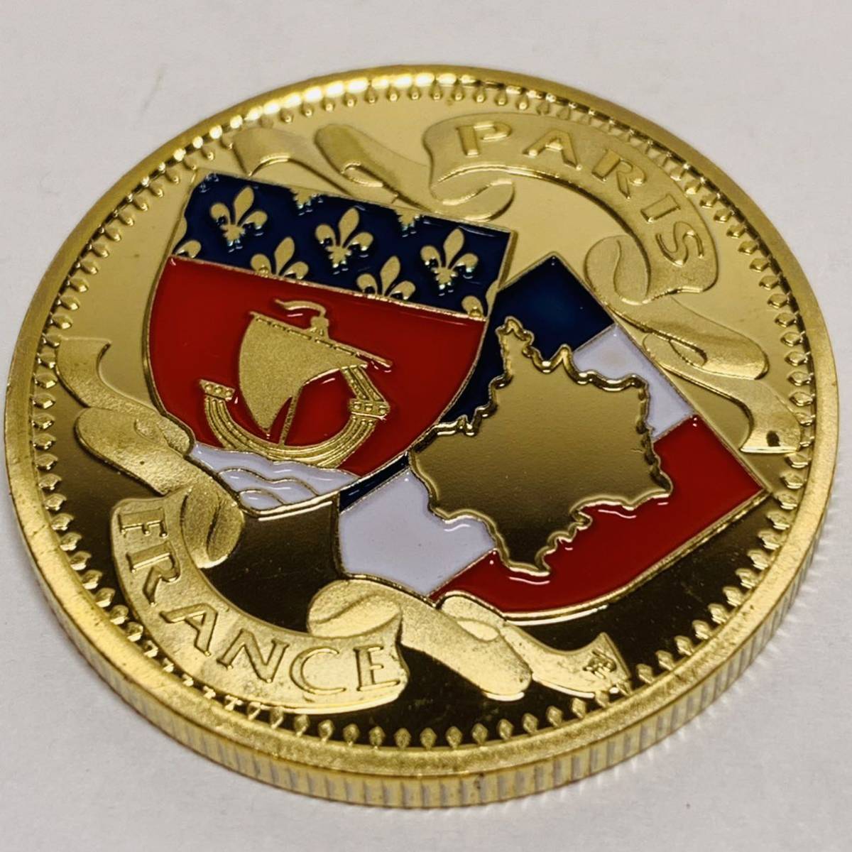 12-208 フランス　パリタワー　記念硬貨 海外コイン コレクション　直径31.9mm 量目15.39g_画像2